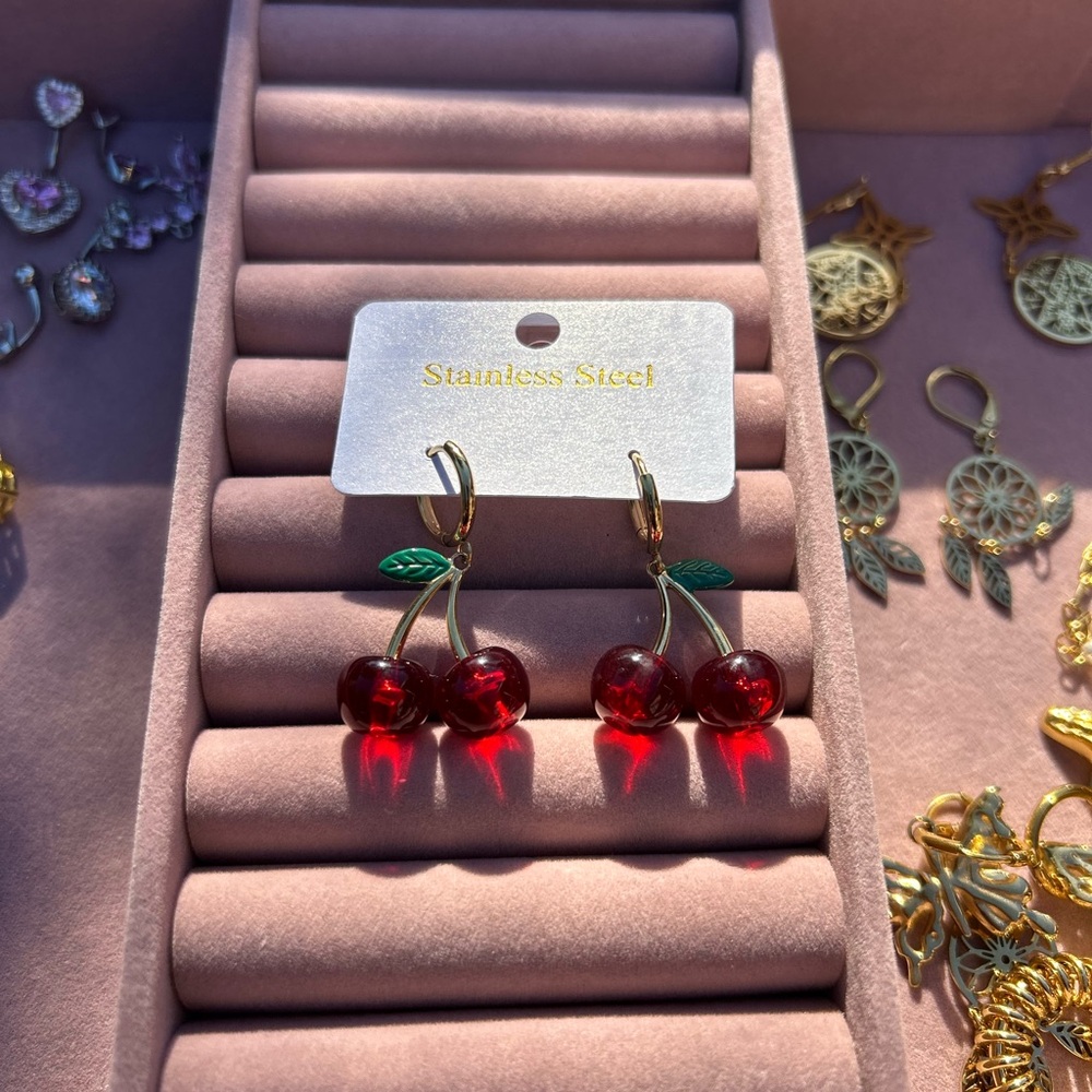 Cherry 🍒 earrings stainless steel